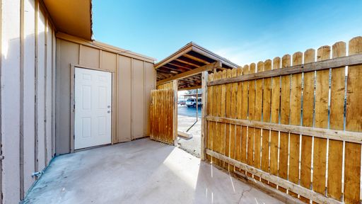 Listing photo thumbnail