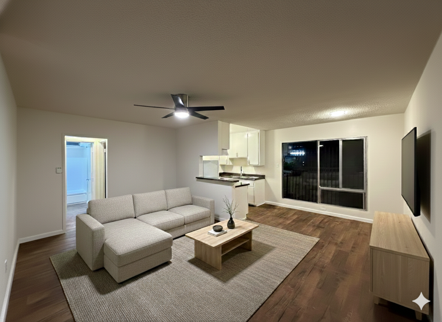 Los Angeles Apartment: 10121 Tabor St