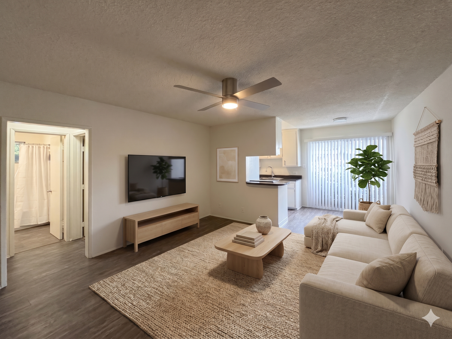 Los Angeles Apartment: 10121 Tabor St