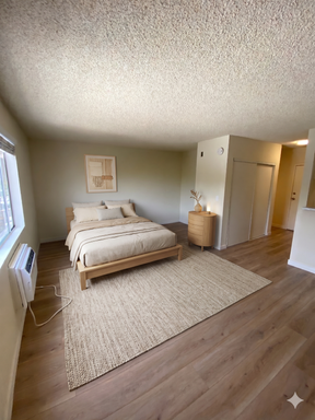 Beautiful Studio Apartment in the heart of Tujunga - Summer Special!