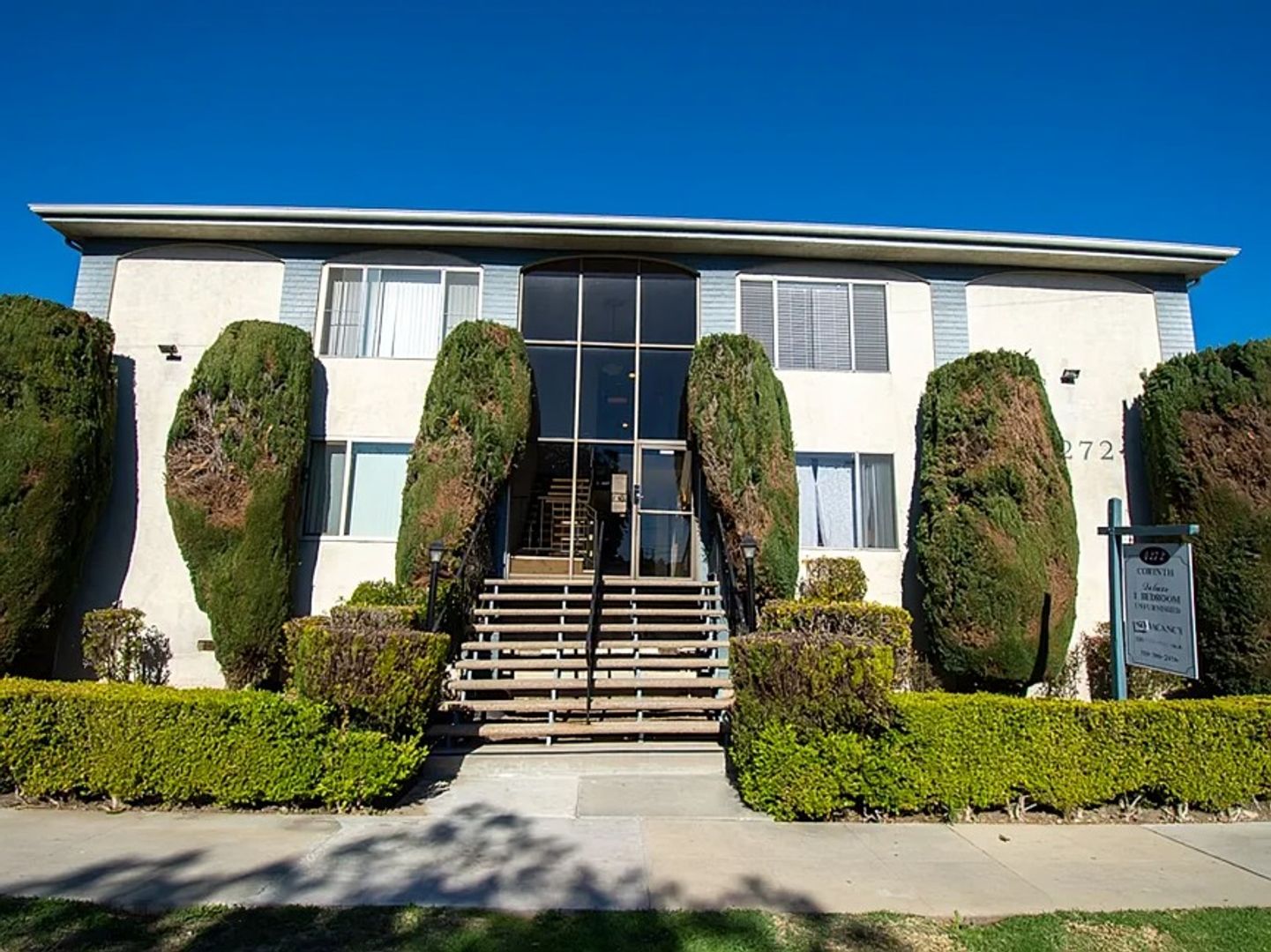 Los Angeles Apartment: 4272 Corinth Ave