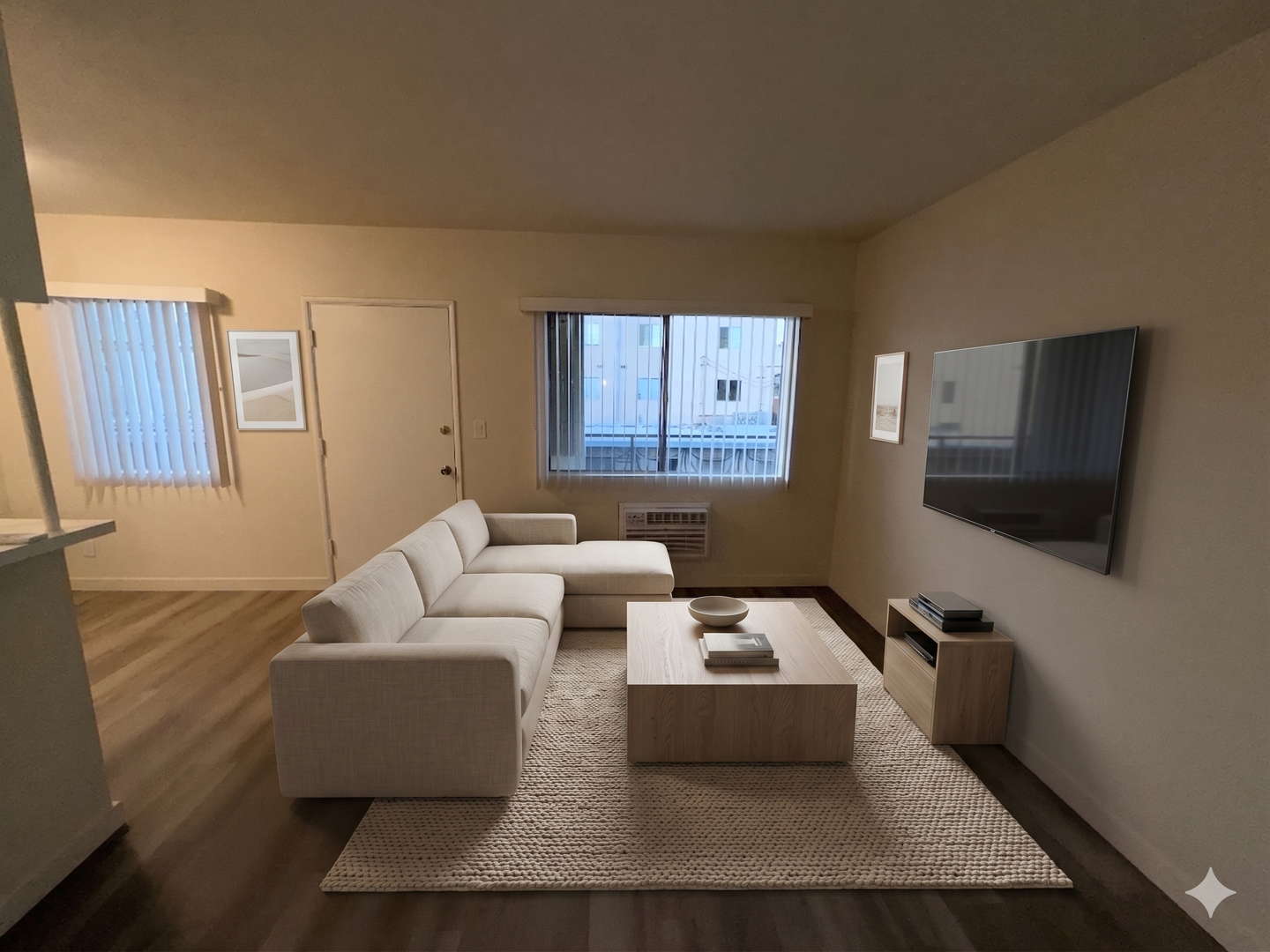 Canoga Park Apartment: 7240 Alabama Ave