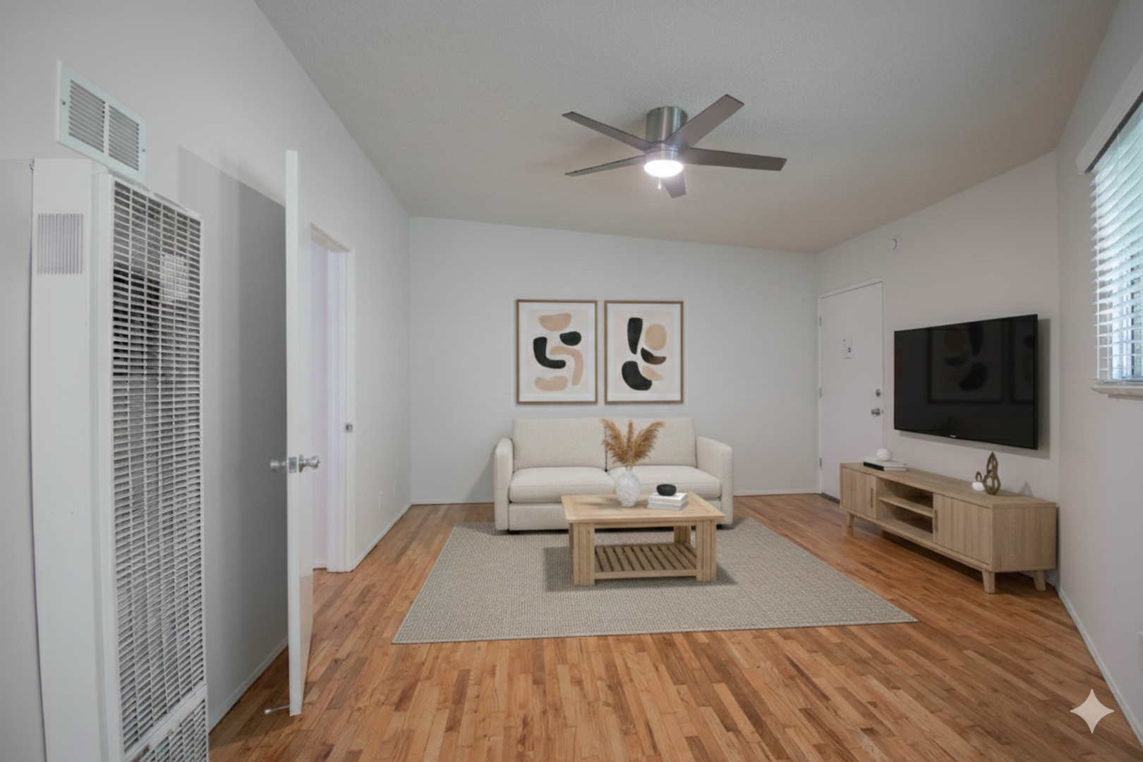 Los Angeles Apartment: 10300 National Blvd