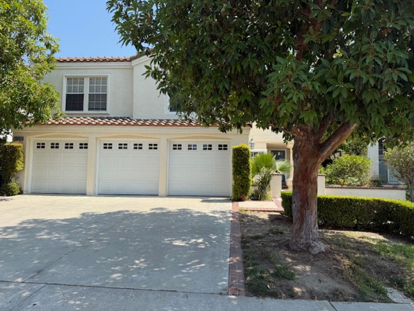 Tustin House: 13332 Tiburon Way