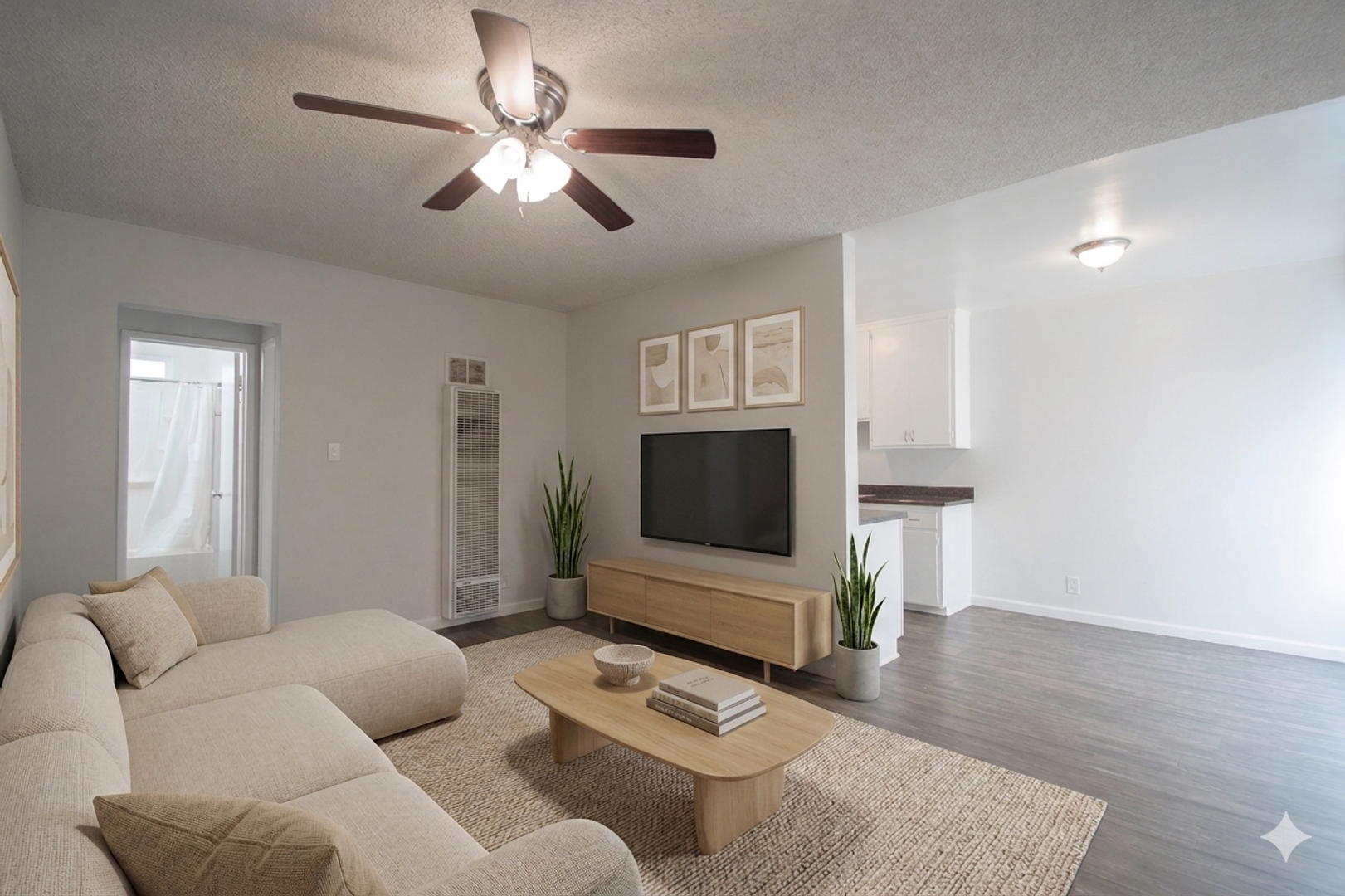 Los Angeles Apartment: 1848 Purdue Ave