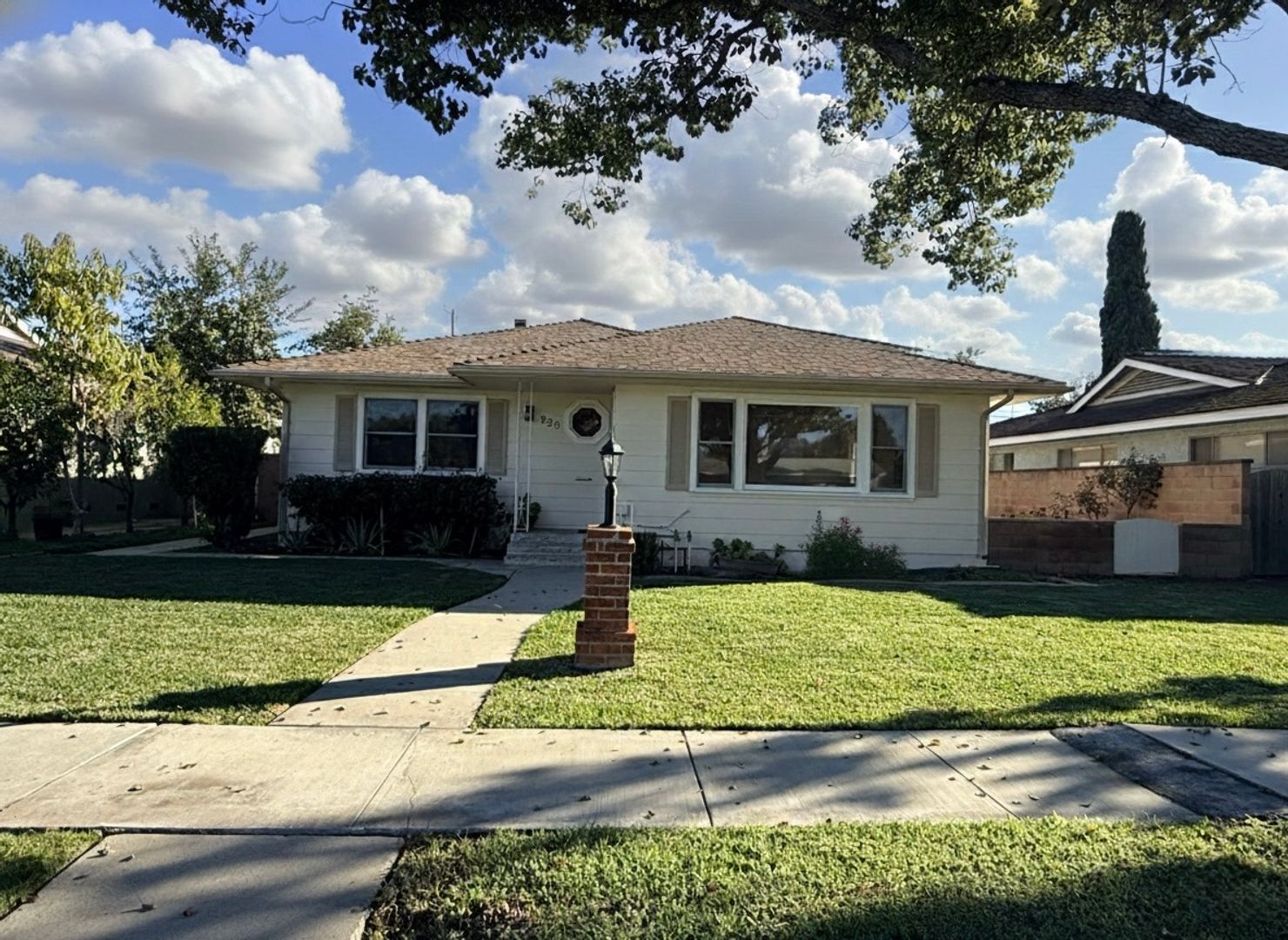 Anaheim House: 826 S Clementine St