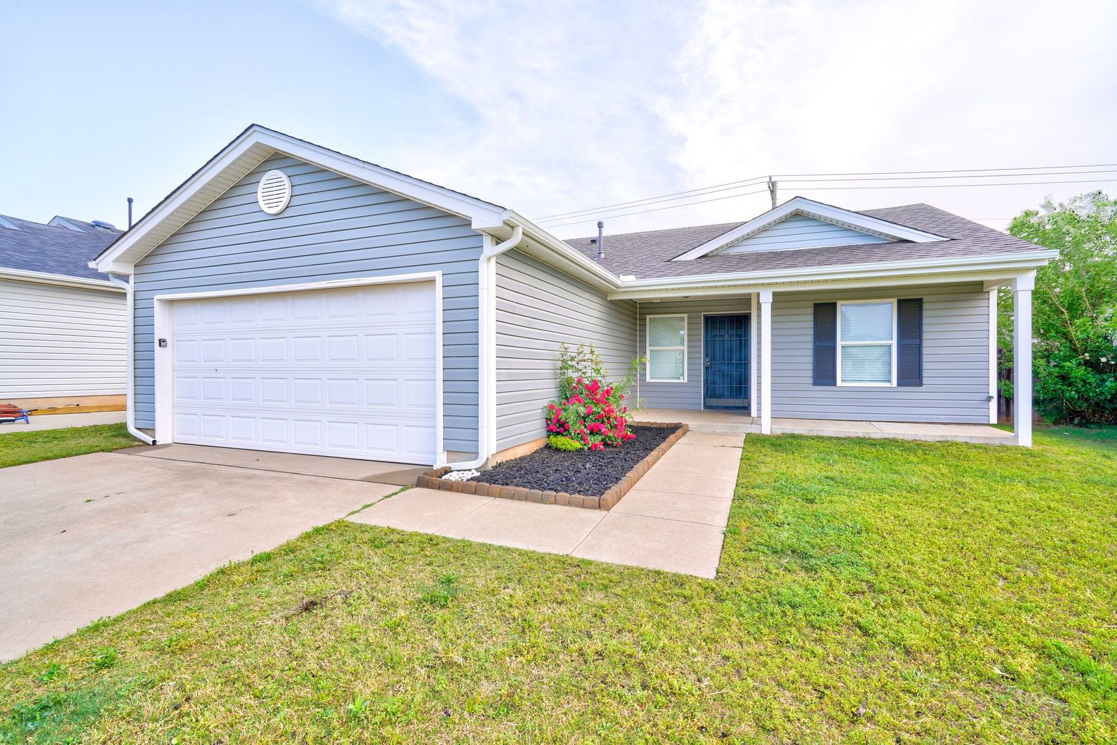 Yukon House: 10425 Aberdeen Dr