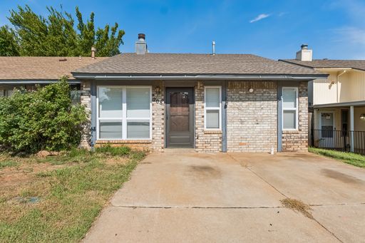 208 Hudson Pl