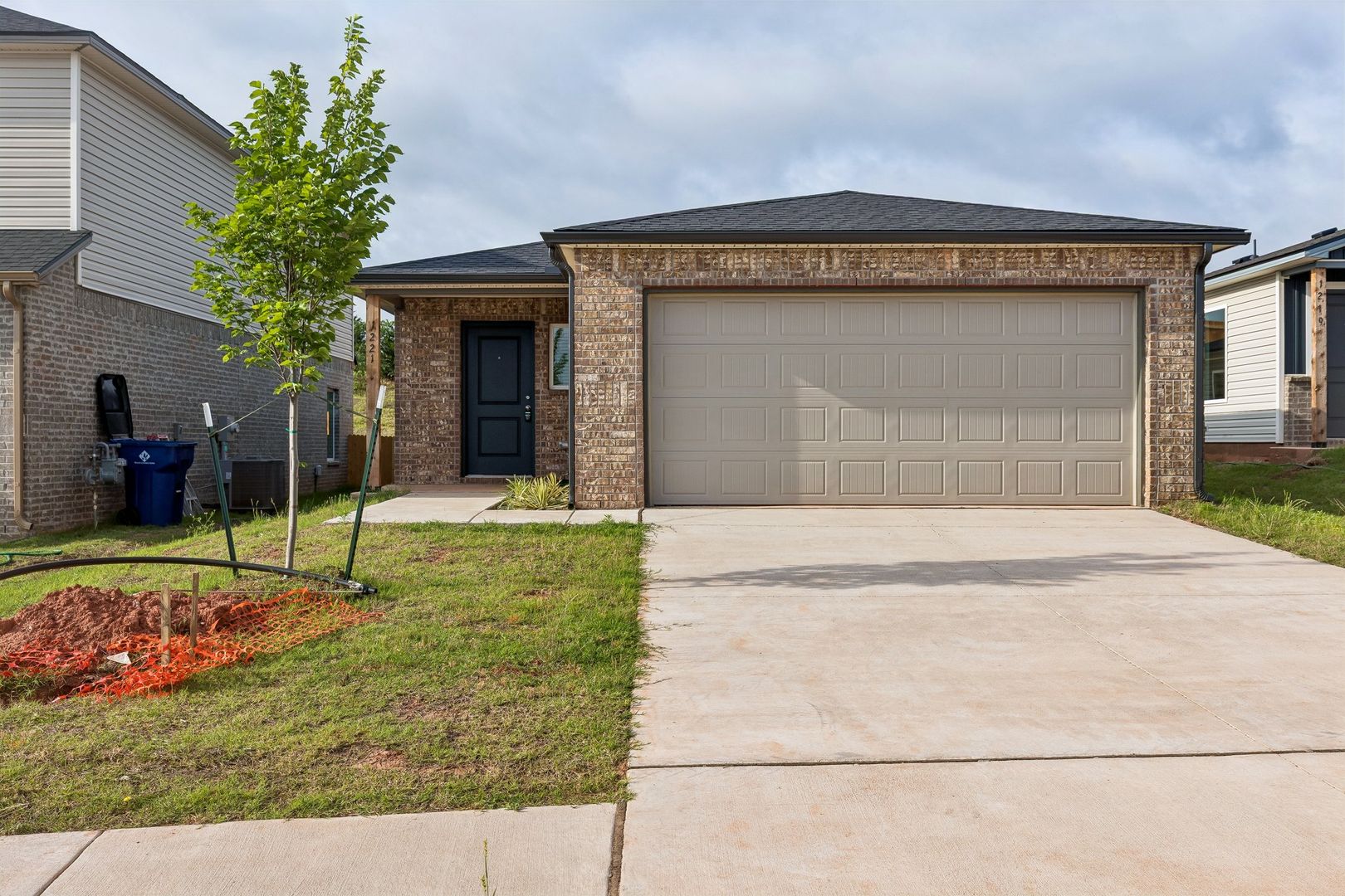 Guthrie House: 1221 Colt Dr