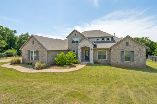 5709 Asheville Way