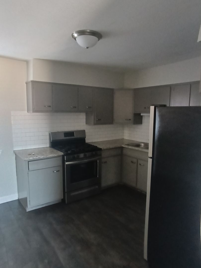 Stillwater Apartment: 1108 North Duck Street