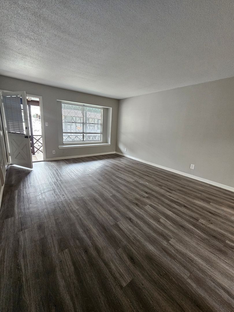 1309 East 21st