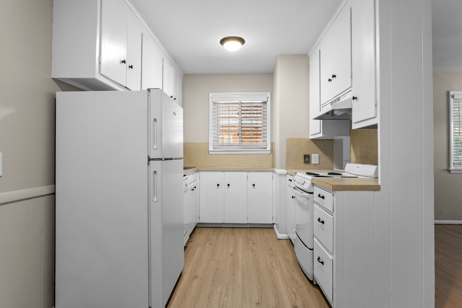 Tulsa Apartment: 1420 s trenton ave