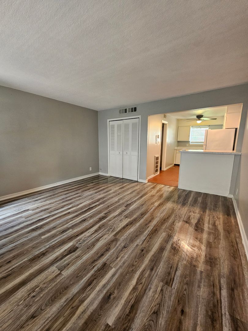 Tulsa Apartment: 1309 East 21st