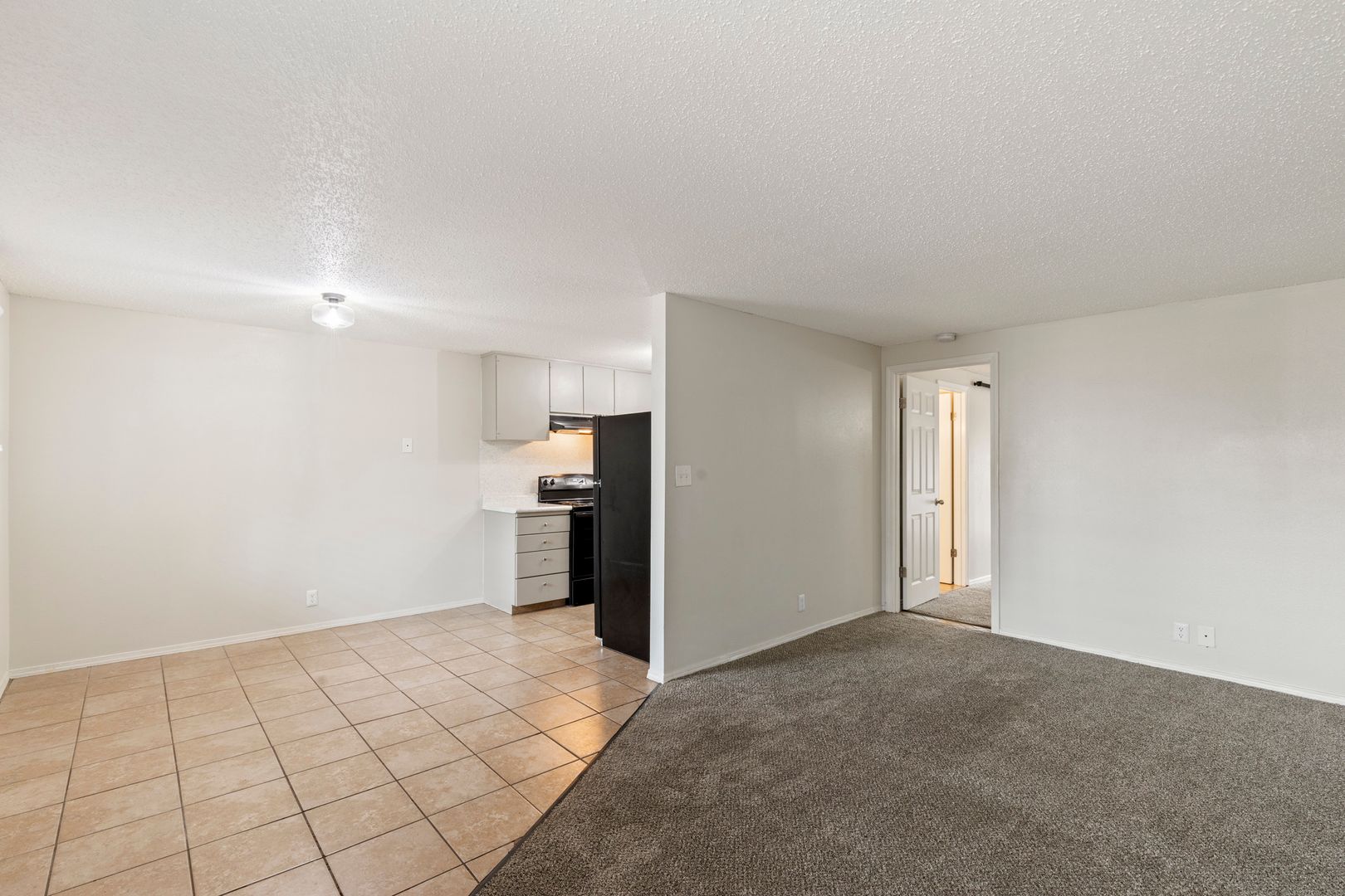 Tulsa Apartment: 1634 s cincinnati ave