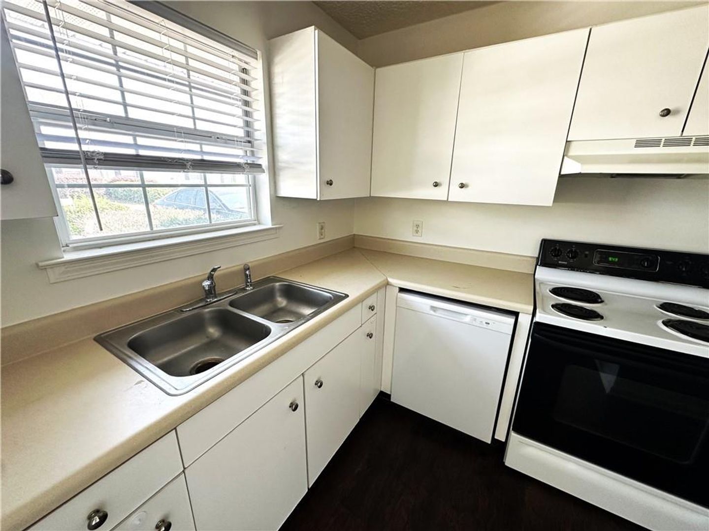 Brunswick House: 115 Winter Chase Lane