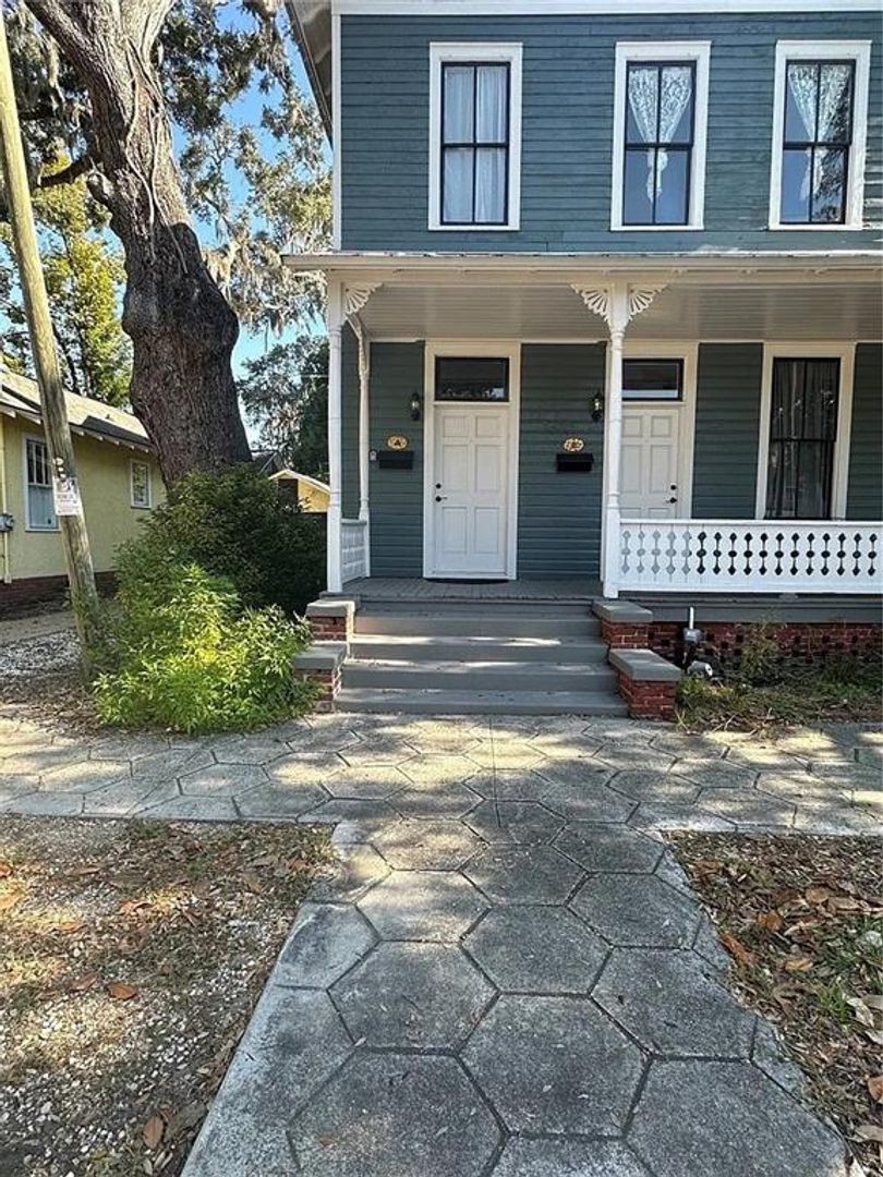 Brunswick Apartment: 1610 Union Street