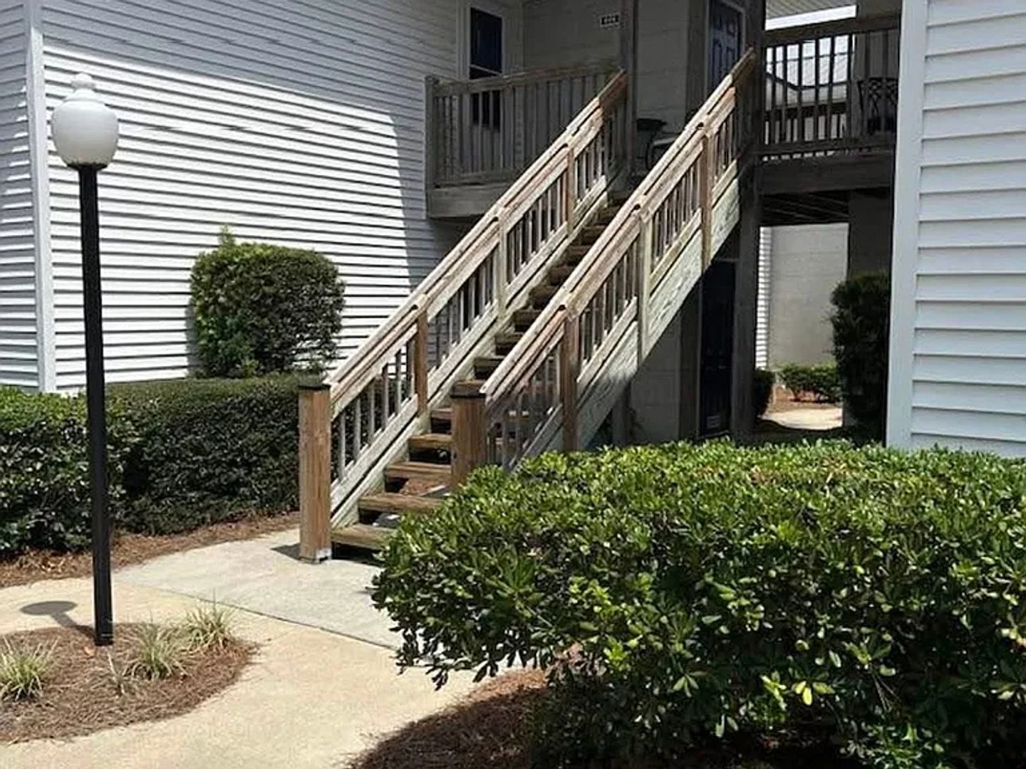 St. Simons Island House: 206 W Island Square