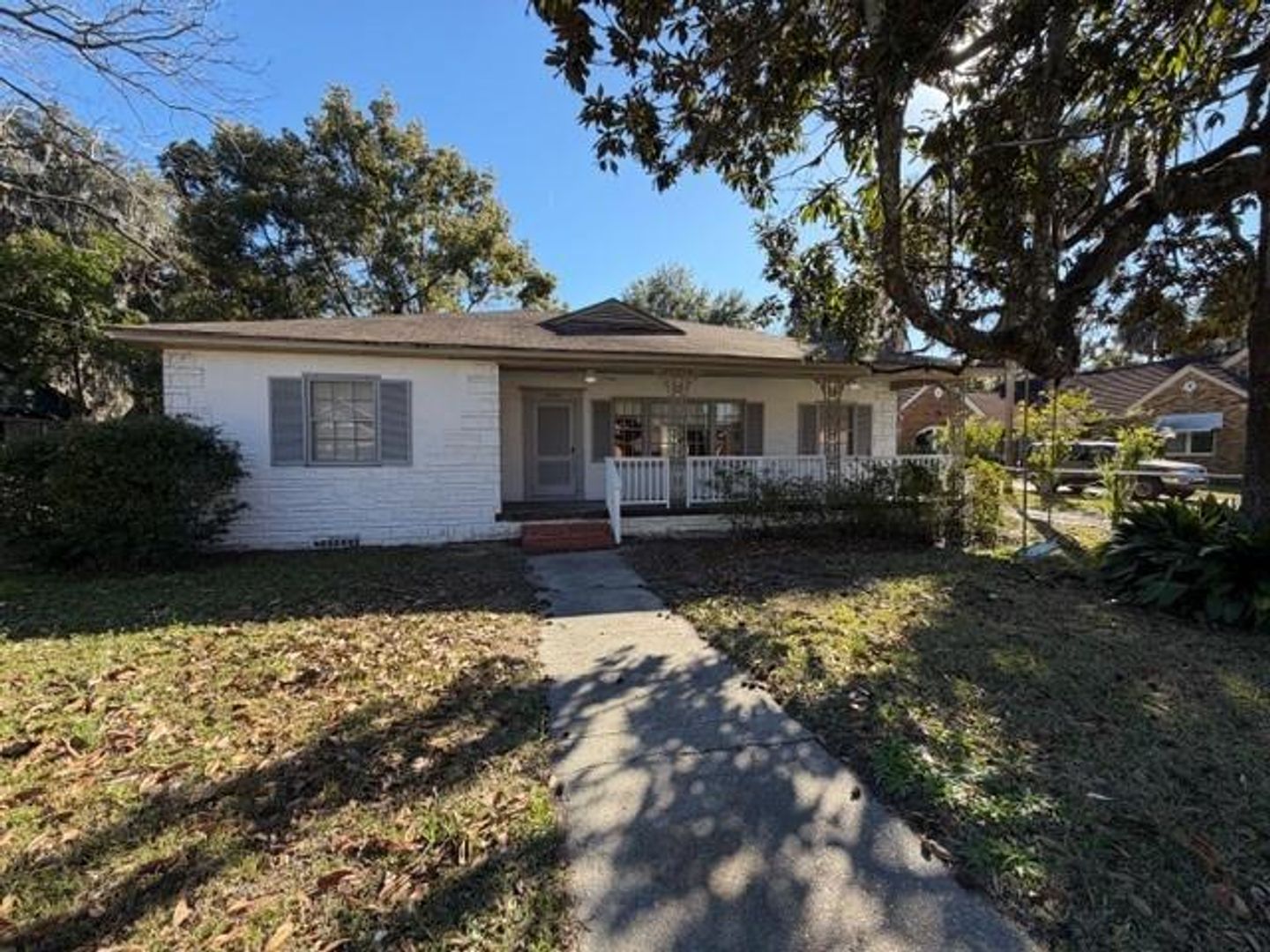 Brunswick House: 2006 Gloucester Street