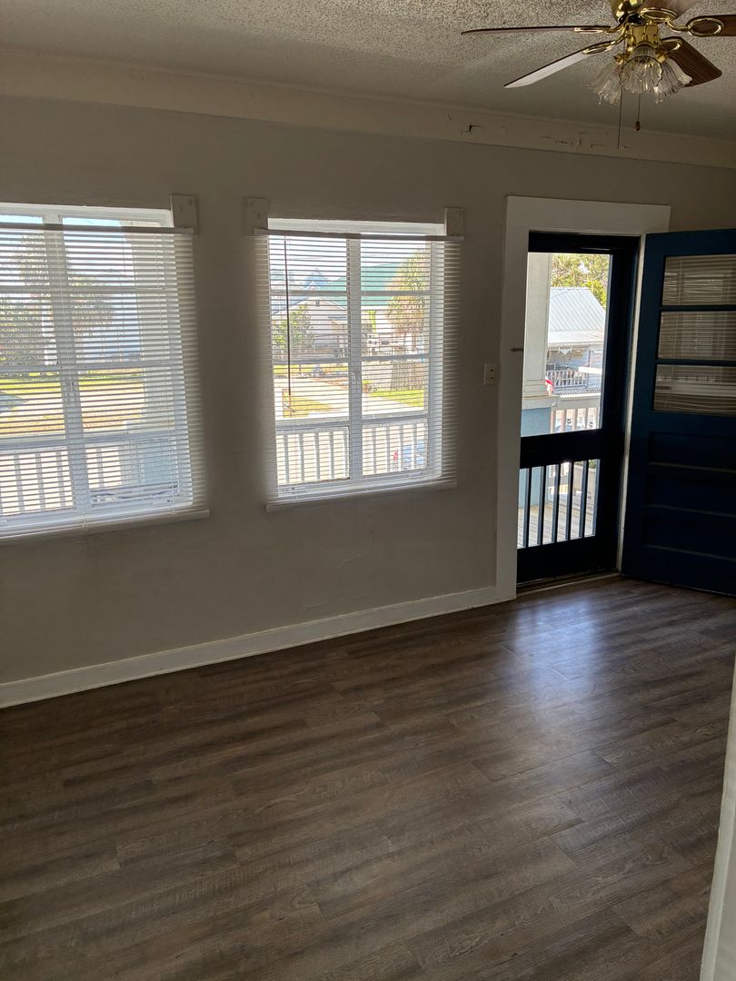 St Marys Apartment: 104 Stable Alley W