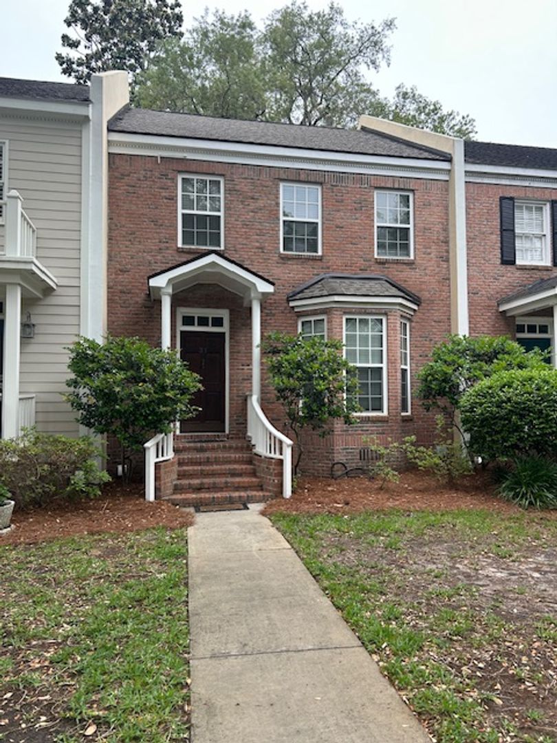 St Simons Island House: 798 Mallery Street