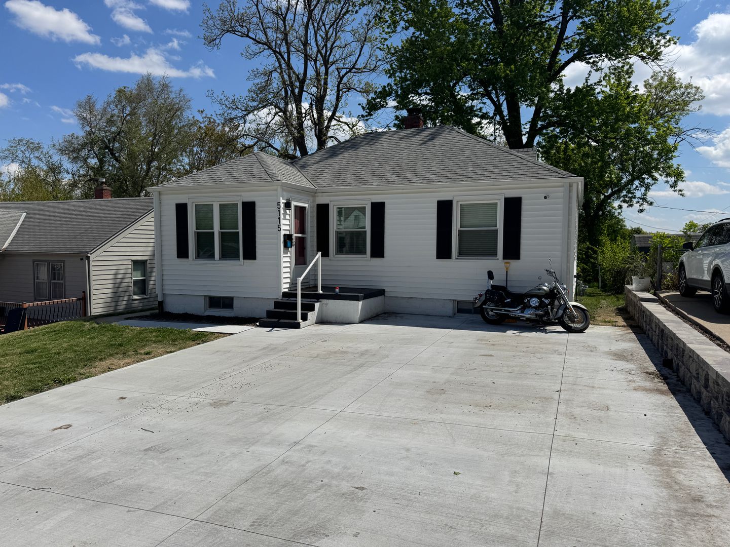 Omaha House: 5115 Pierce St