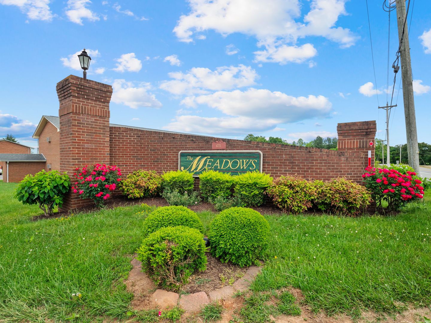 Glade Hill Apartment: 6775 Old Franklin TPKE