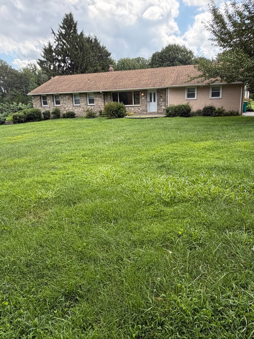 Glen Mills House: 6 Patricia Lane