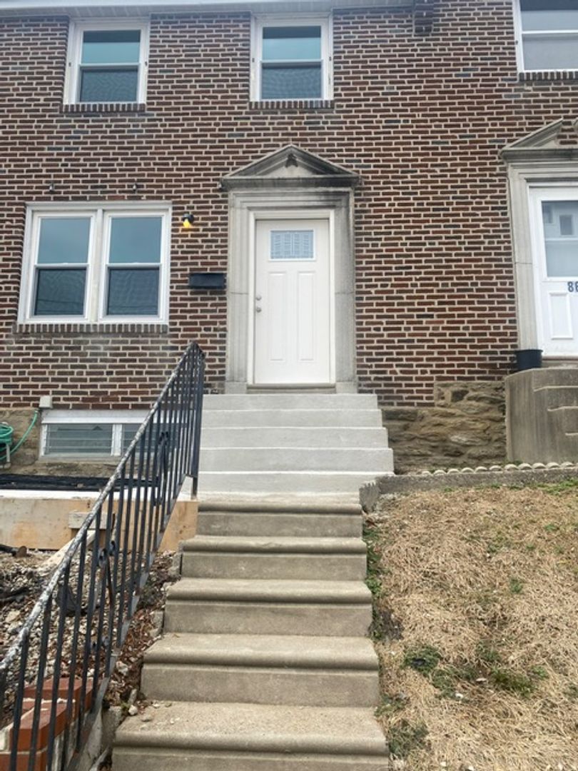 Upper Darby House: 88 South Harwood Avenue