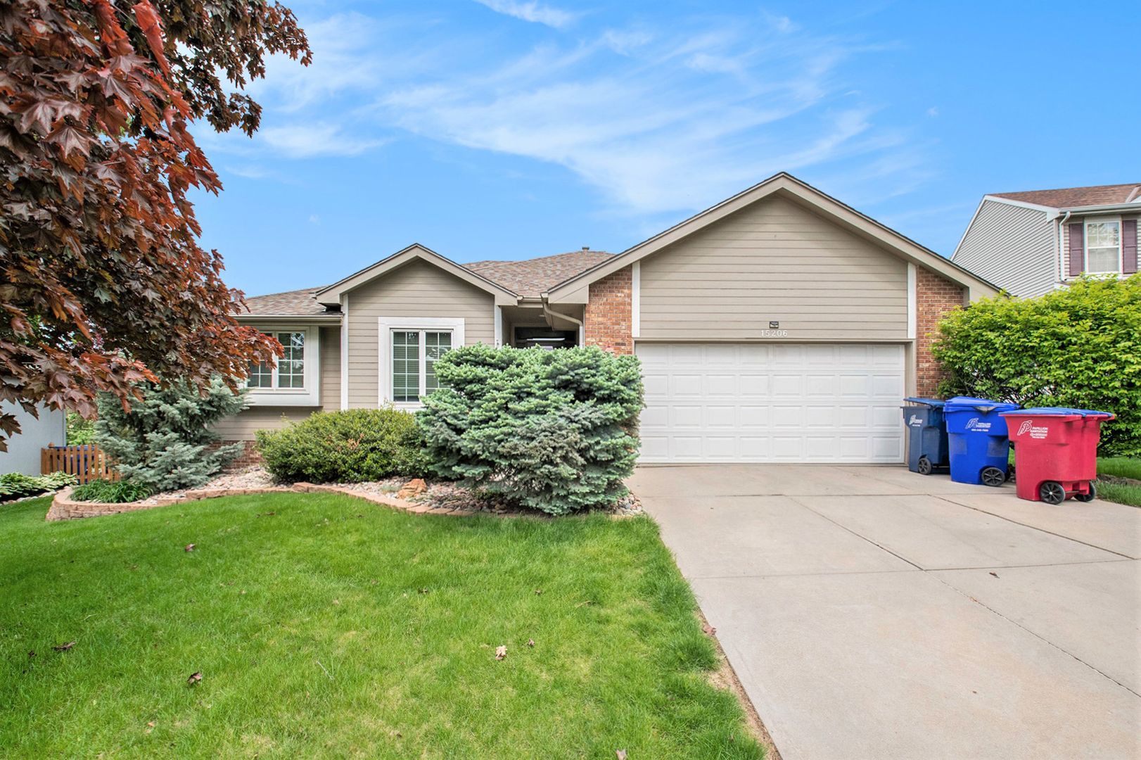 Omaha House: 15206 Borman Street
