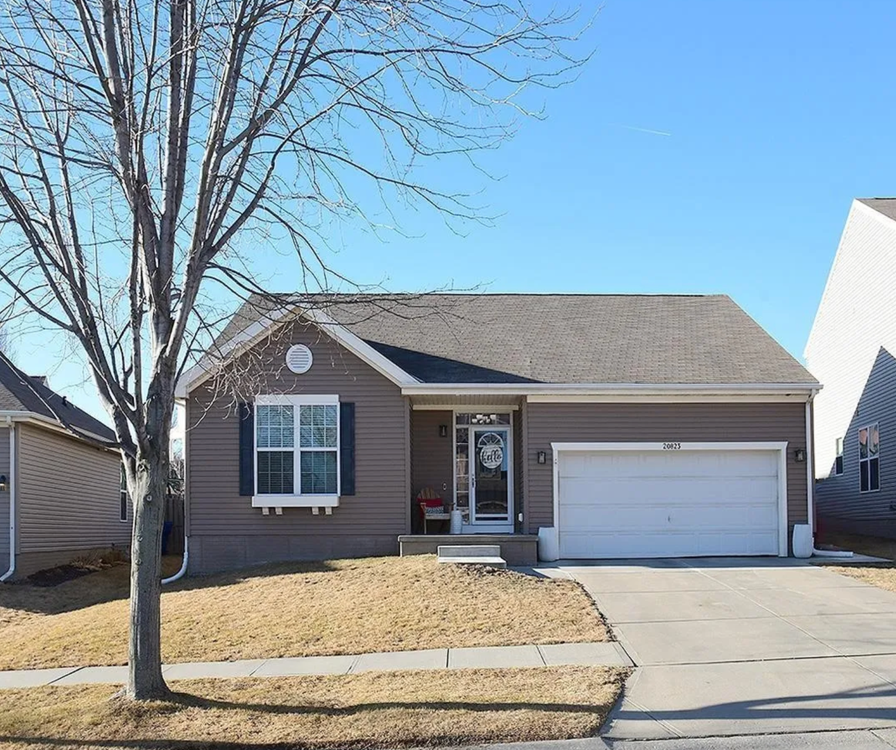 Elkhorn House: 20823 Charles Street