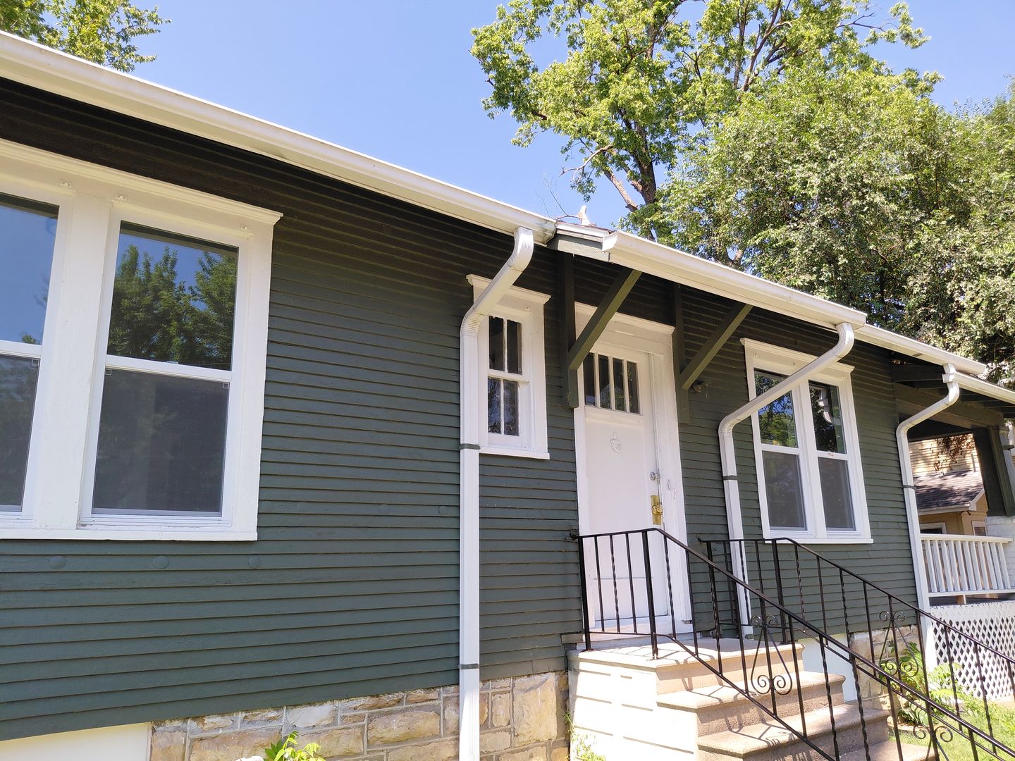 Topeka House: 1008 SW 17th