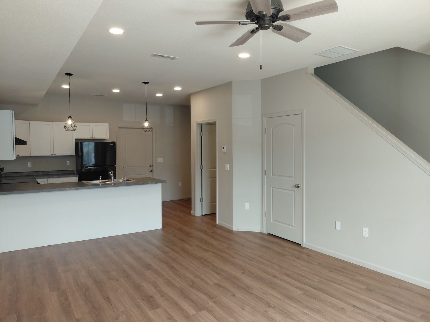 Saint Marys Apartment: 113 N 6th St