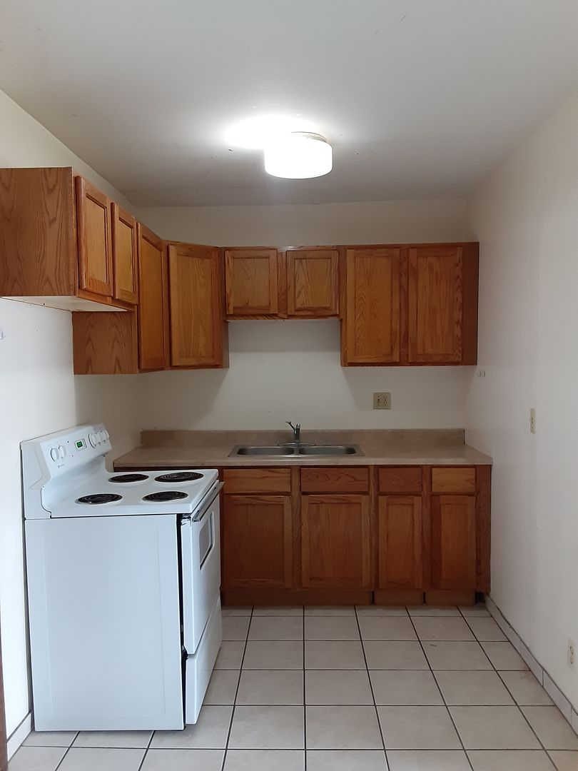 Ogden Apartment: 8th Street