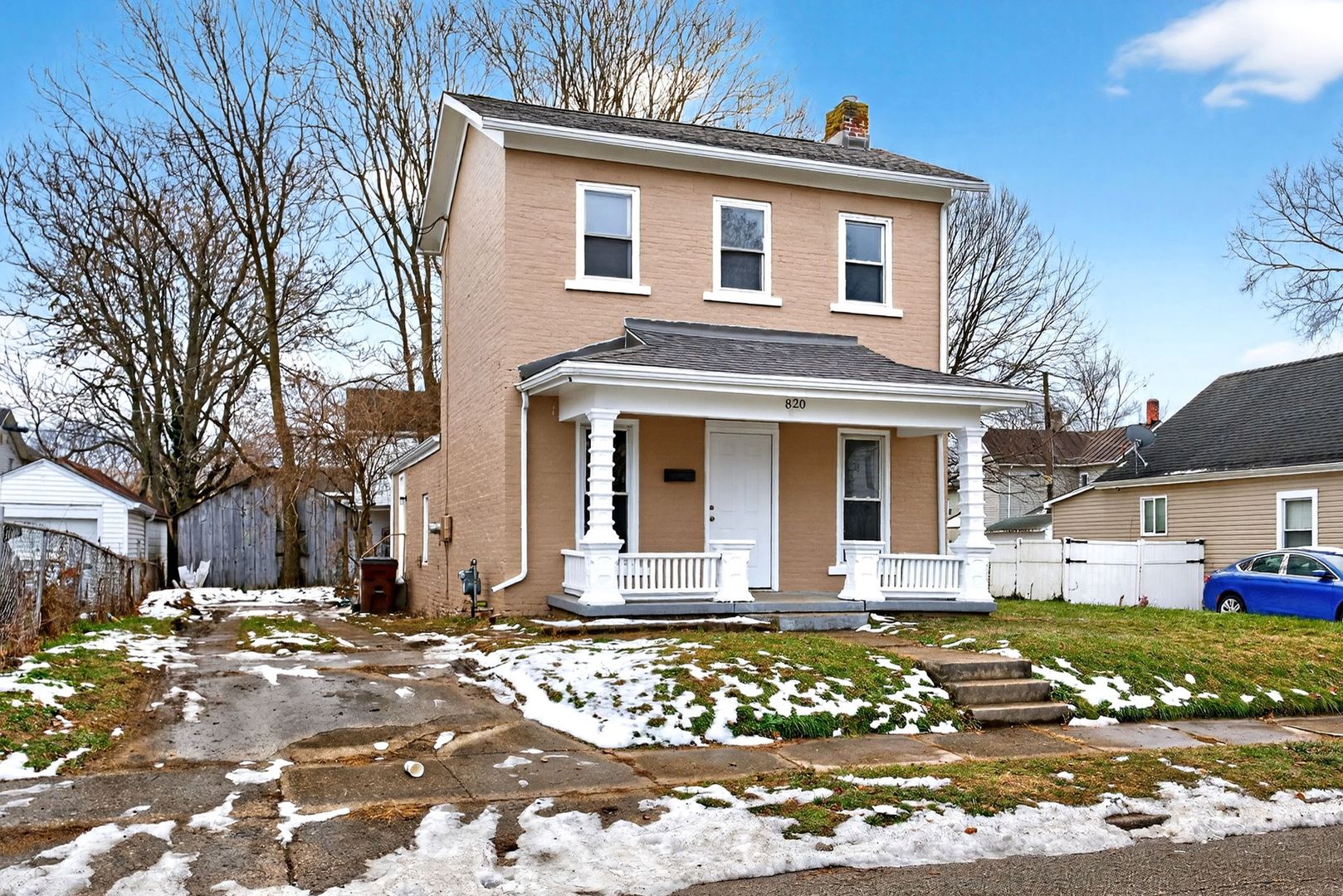 Franklin House: 820 S River St.