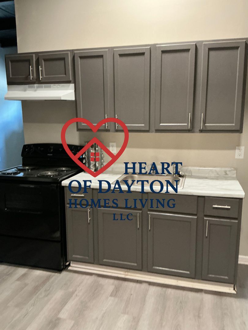 Dayton Apartment: 1736H E 3rd