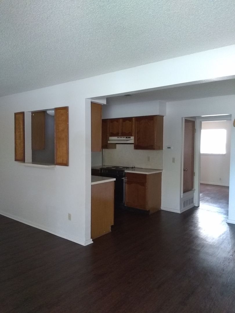 New Braunfels Apartment: 310 Castlewood