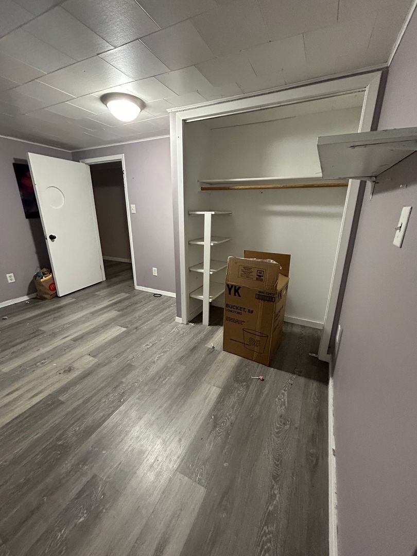 Dickinson Apartment: 967 Pleasant Lane