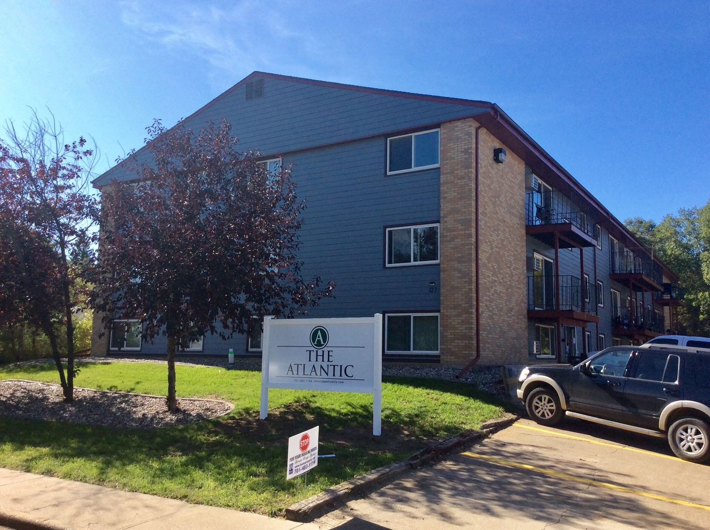 Dickinson Apartment: 127 8th Ave East