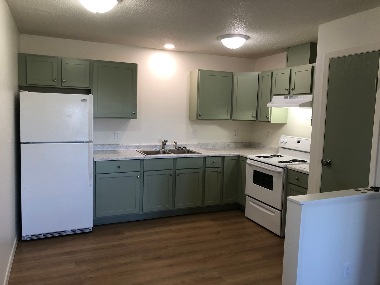 1189 17th Ave W 2, Dickinson, ND 58601