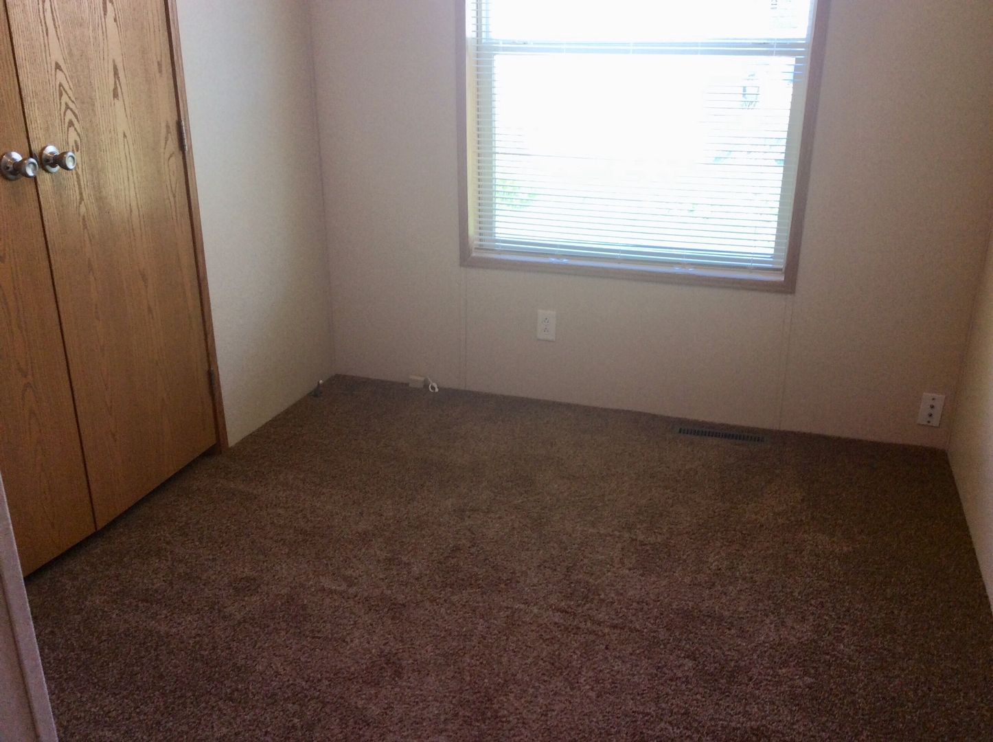 Carroll's Court Trailer Park Trailer 384 4th St SW, Dickinson, ND 58601