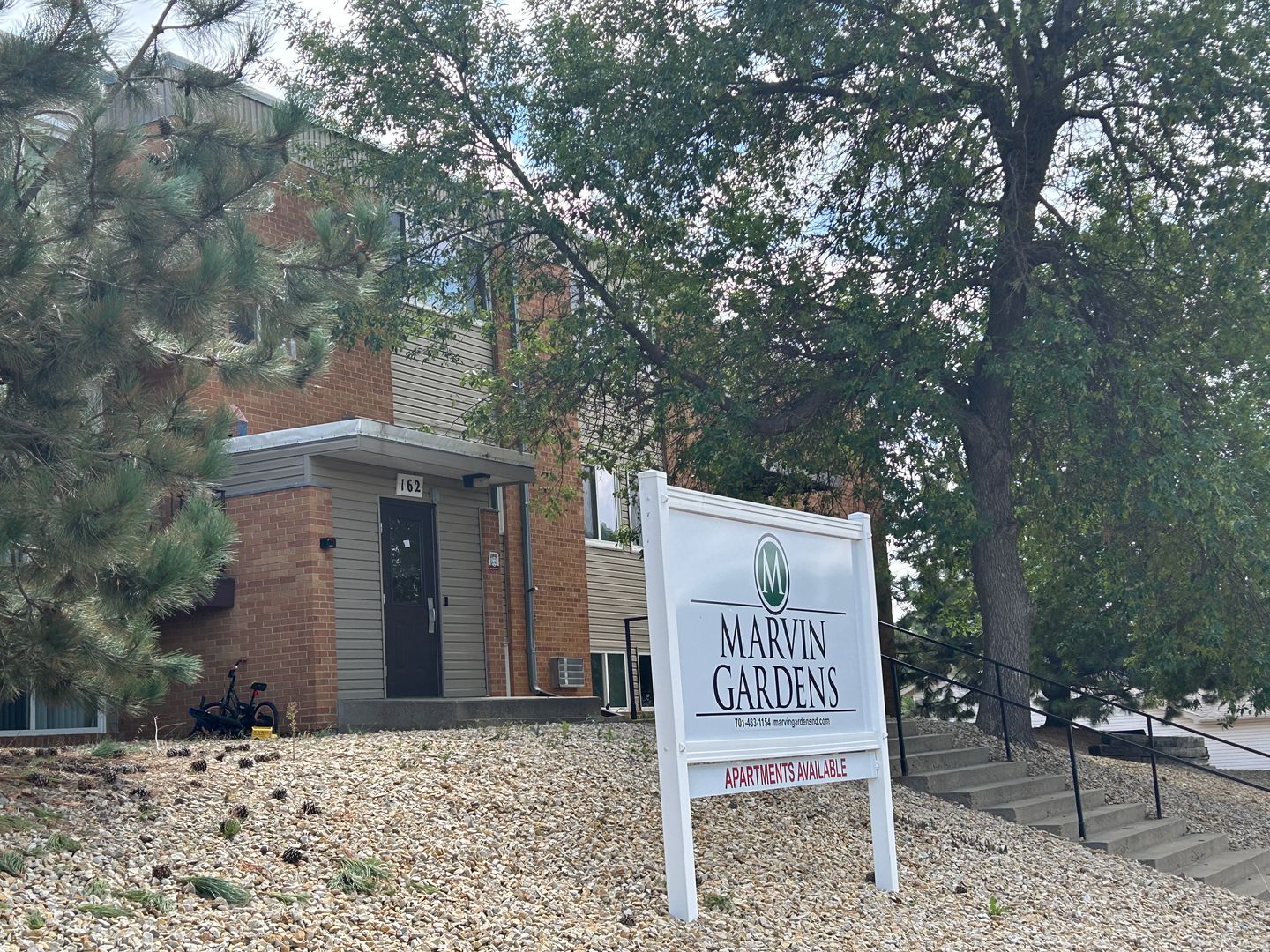 Dickinson Apartment: 162 9th Avenue East