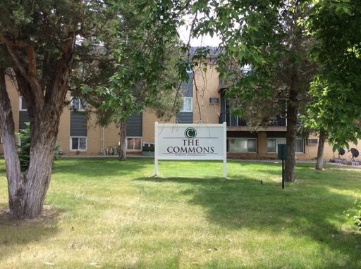 2 bedroom, 1 bath apartment