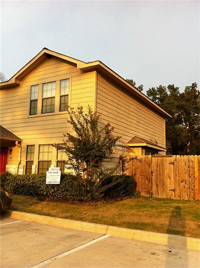 Huntsville Townhome: 118 Vista Way