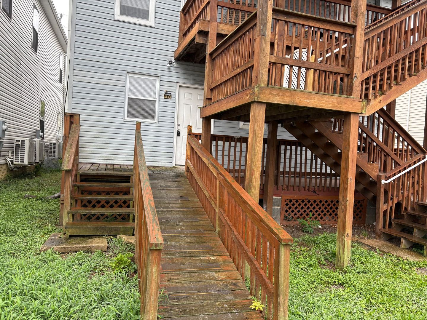 Quantico Condo: 281 4th Ave #102