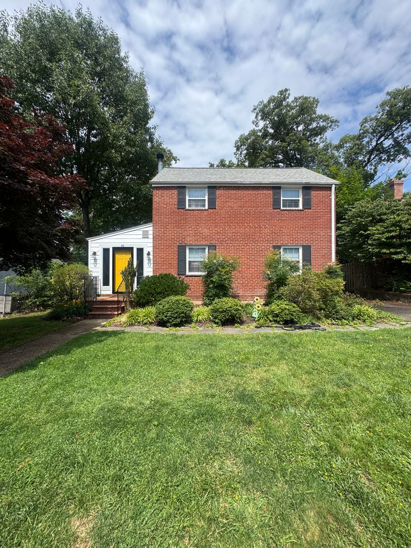 Arlington House: 42 S Park Drive