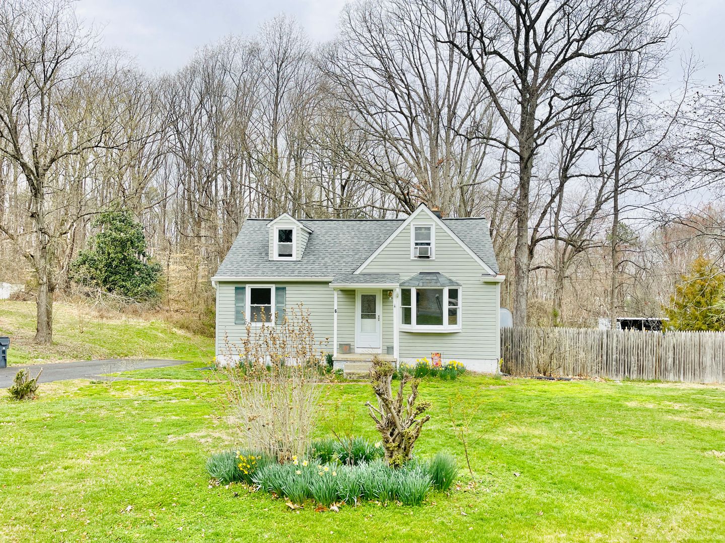 Stafford House: 6 Aquia Avenue