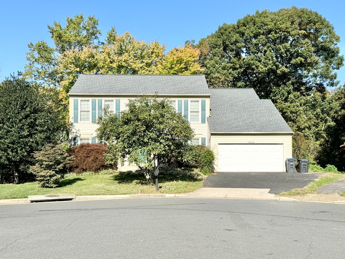 Woodbridge House: 13202 Mountain Ash Court