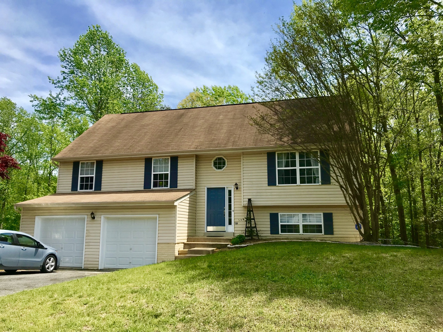 Fredericksburg House: 8 Plumosa Drive