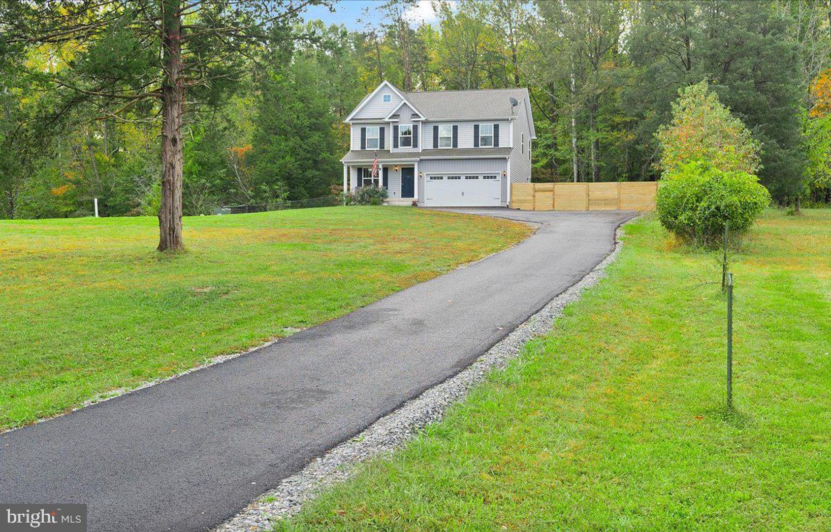 Fredericksburg House: 206 Cranes Corner Road